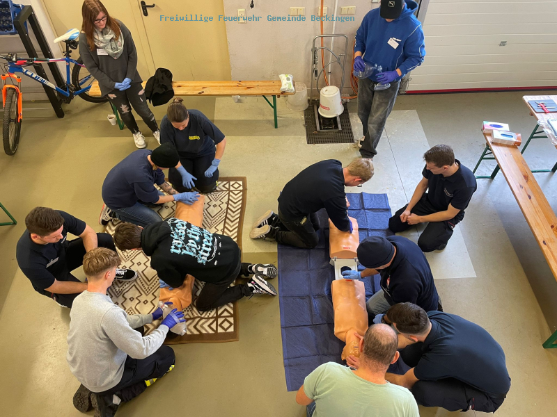 „Was, wenn du der Unterschied sein könntest? - Erste-Hilfe-Schulung für Feuerwehrkameraden“