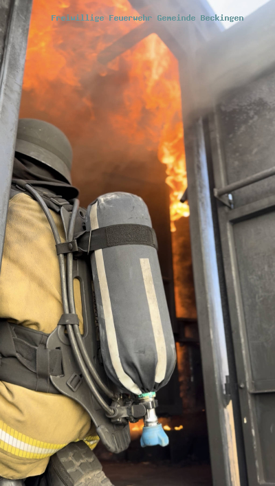Realbrandausbildung der Feuerwehren der Gemeinden Beckingen und Rehlingen-Siersburg