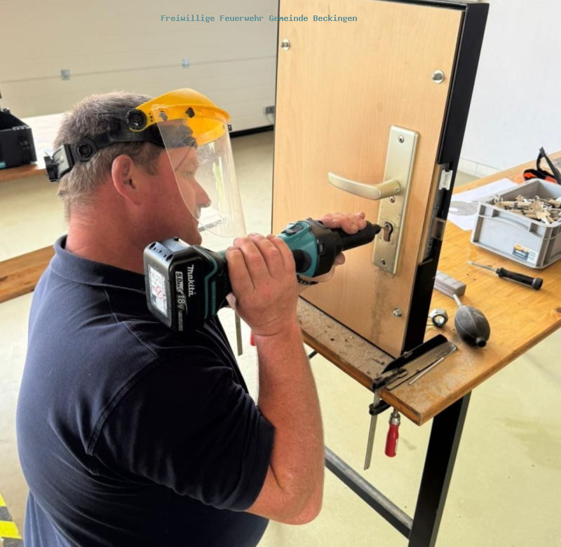 Türöffnungsseminar im Löschbezirk Haustadt