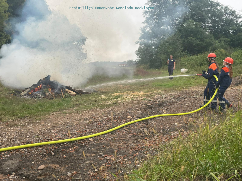 Berufsfeuerwehrtag der Beckinger Jugendfeuerwehr
